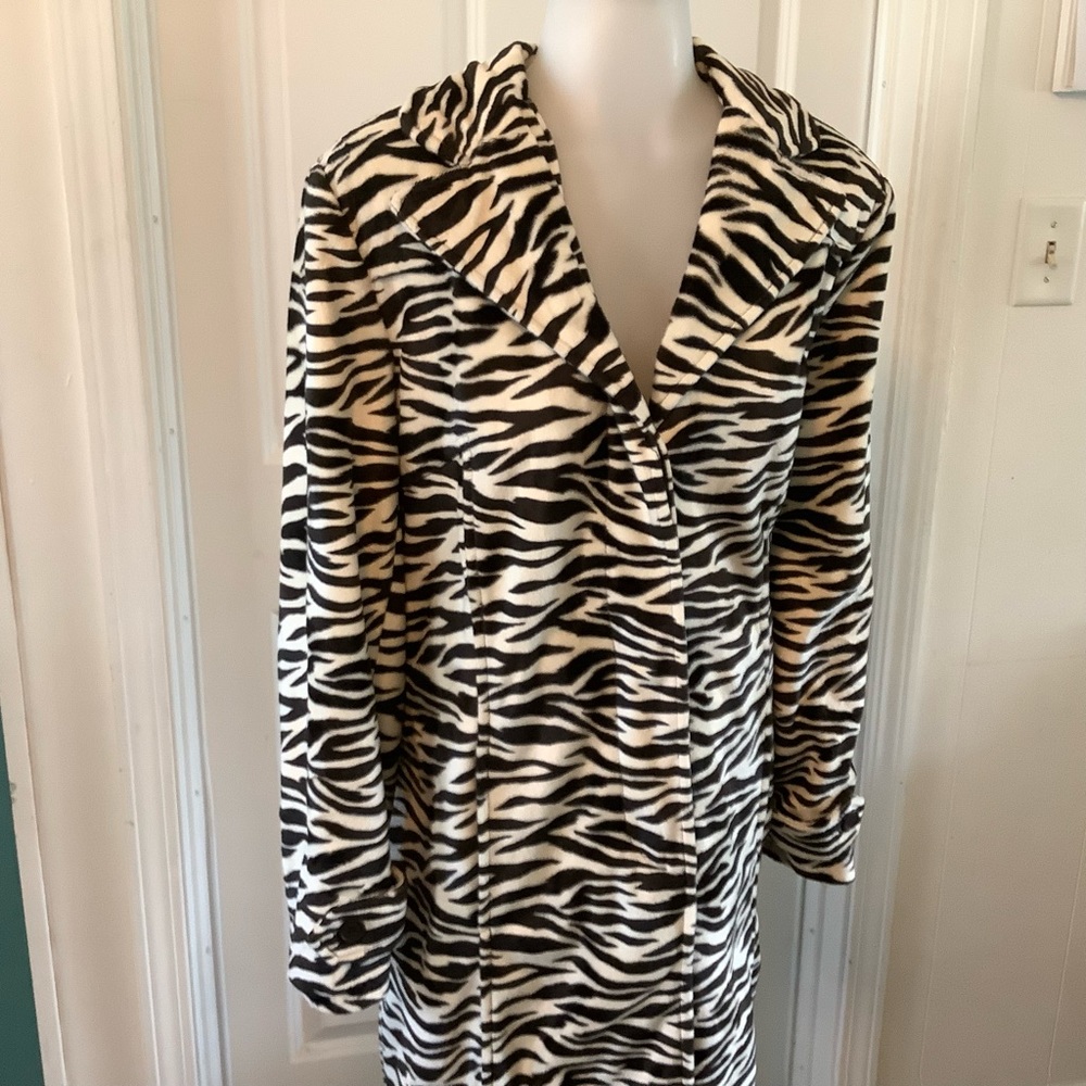 Gallery Zebra Print Long Coat Size Large - image 1